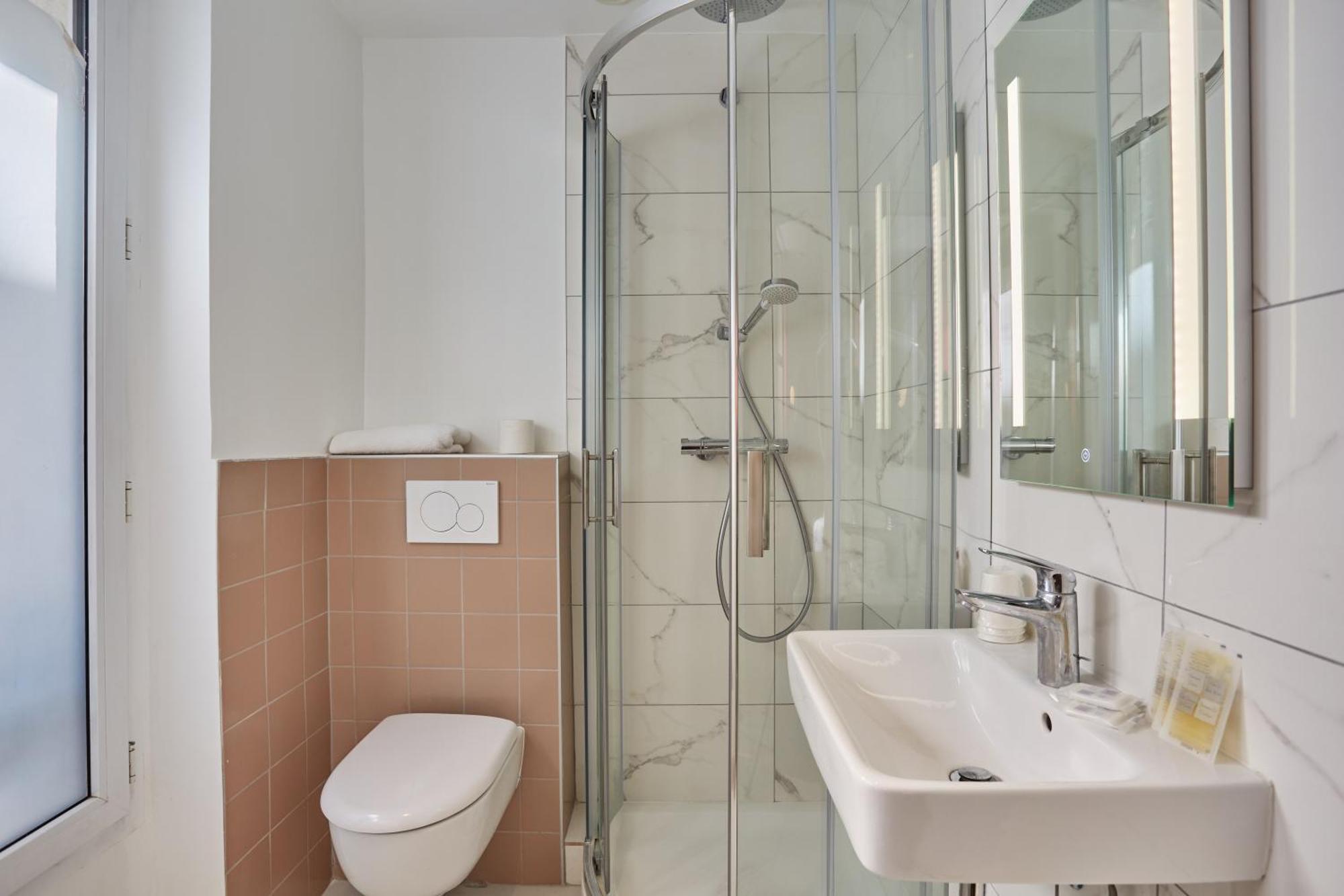 Hipotel Gare Du Nord Merryl Hotel 3*